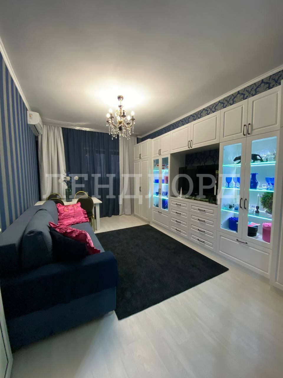 Квартира на продажу в Батайске, улица Комарова, 131А фото №1