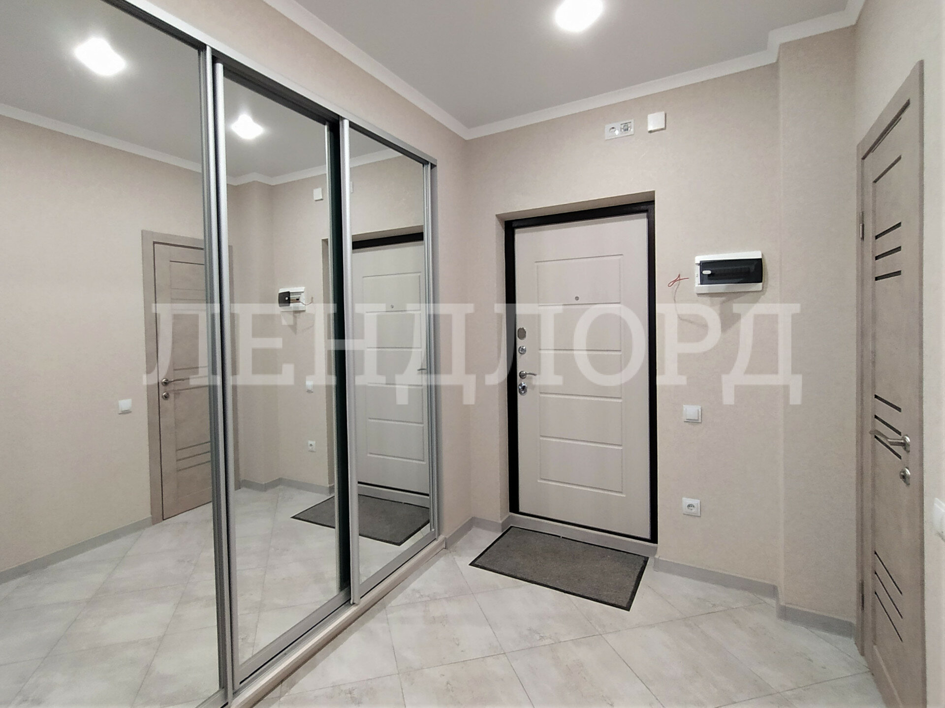 Квартира на продажу в Ростове-на-Дону, Стабильная улица, 3с1 фото №0