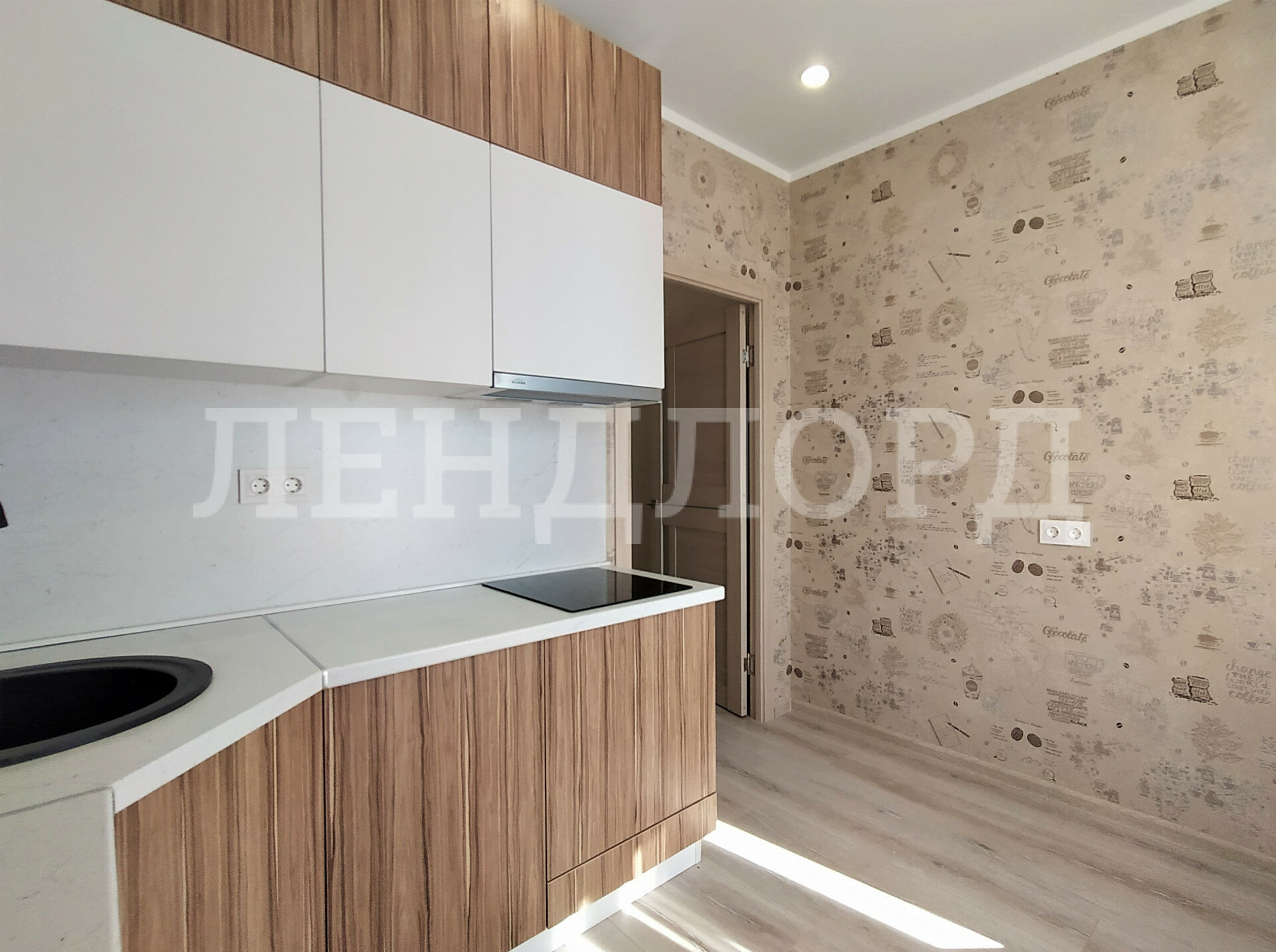 Квартира на продажу в Ростове-на-Дону, улица Ткачёва, 28 фото №1