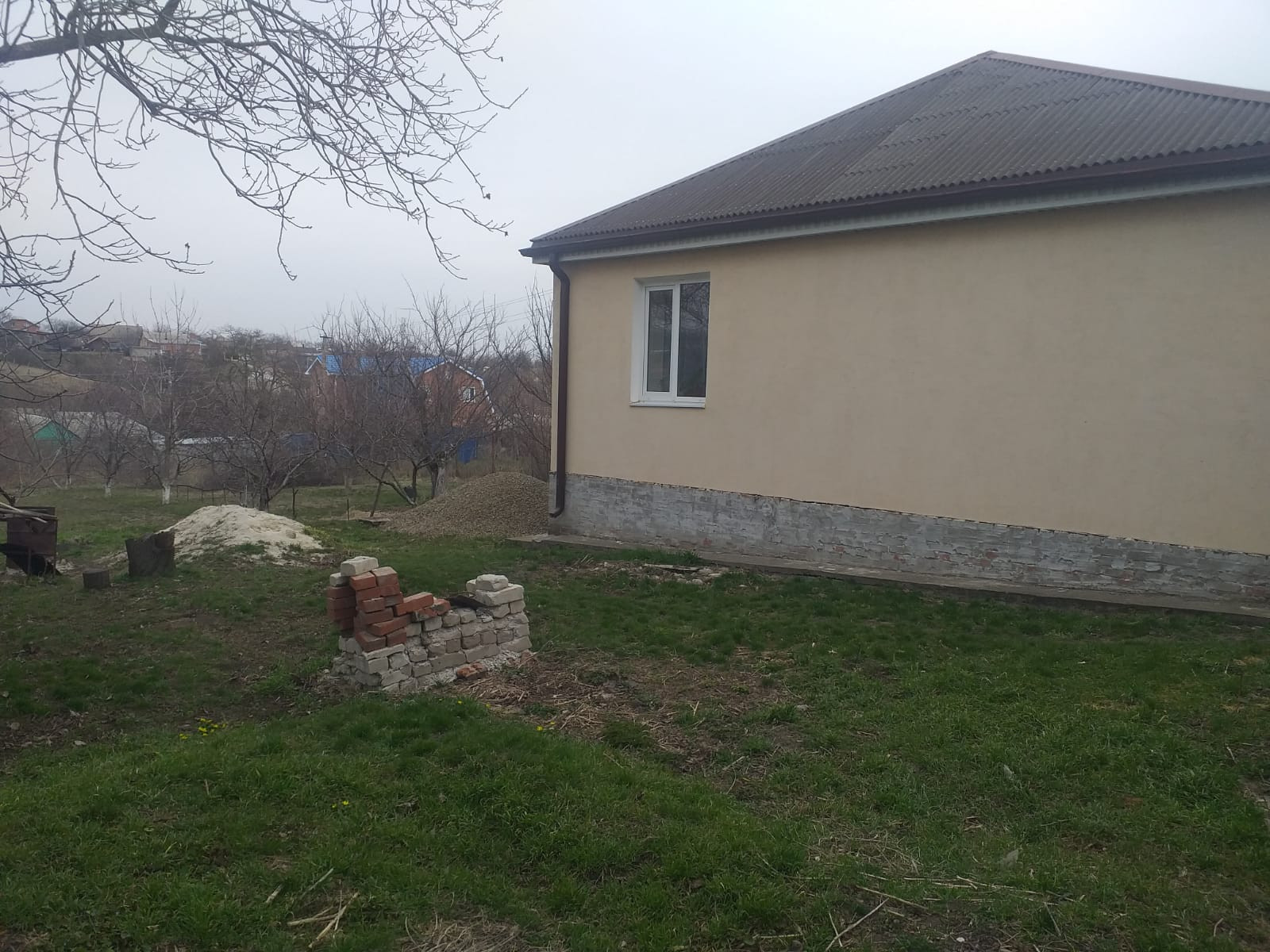 Дом с участком на продажу в Мишкинской, улица Матросова