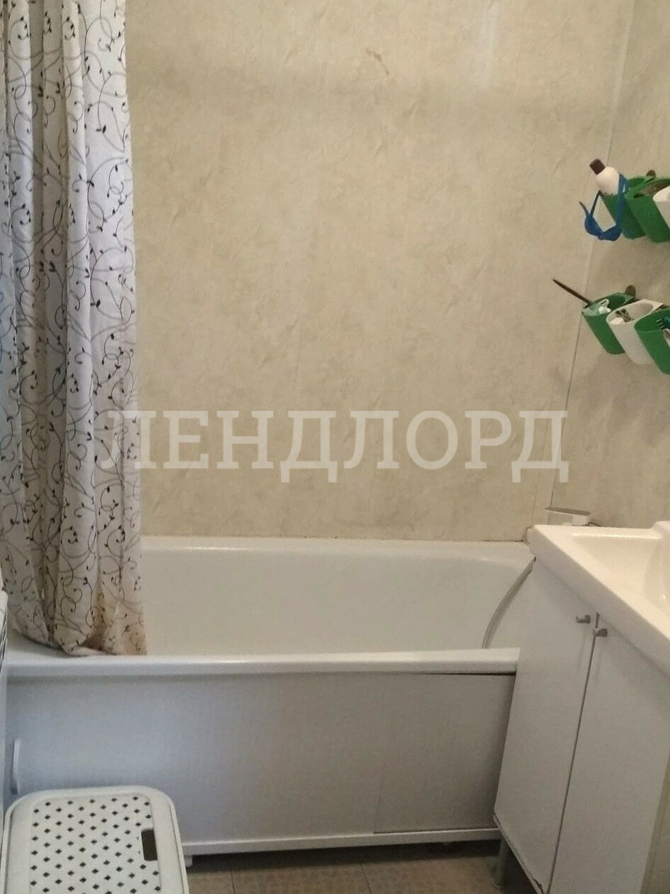 Дом с участком на продажу в Новочеркасске, улица Бакунина фото №7
