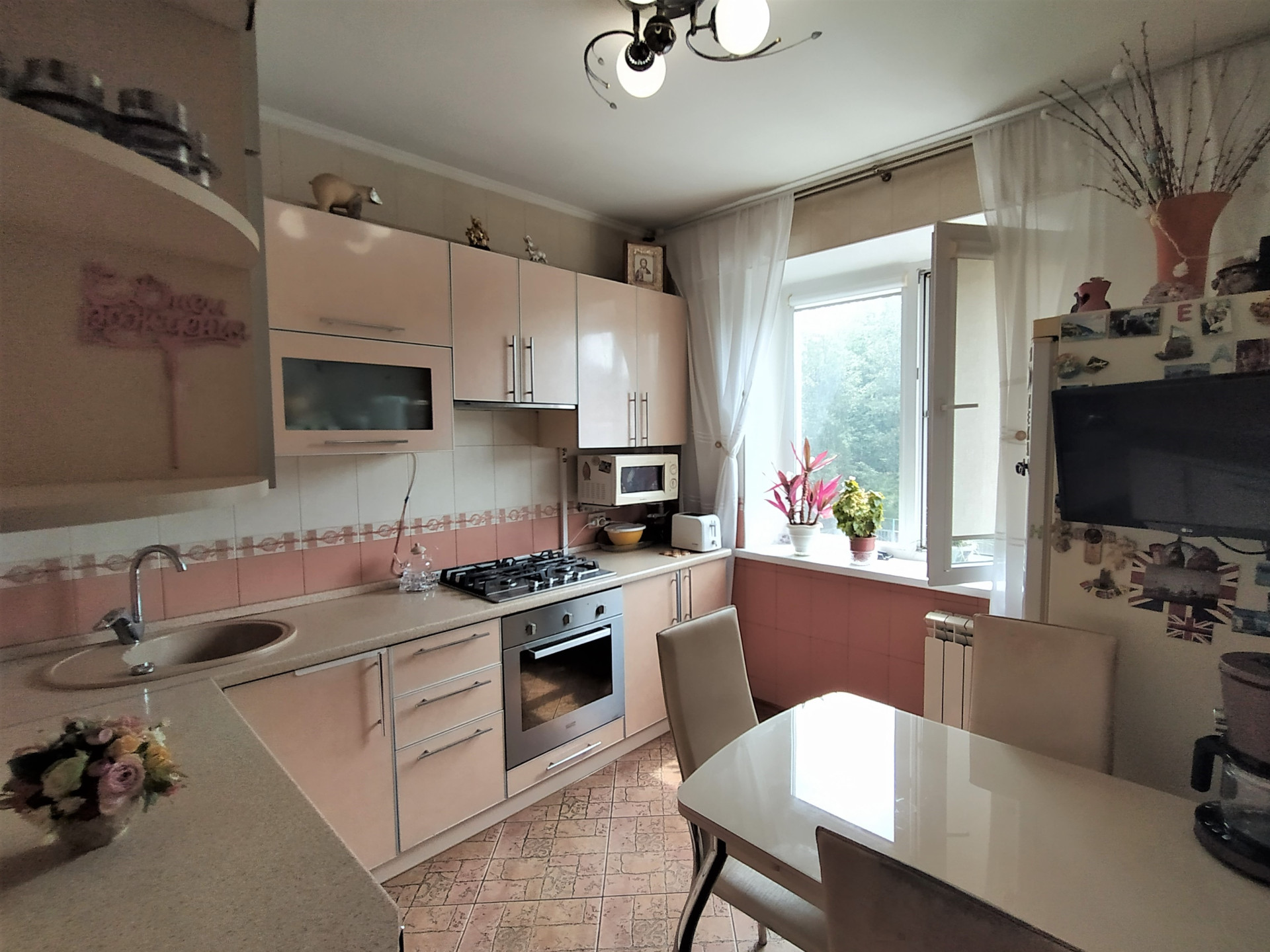 Квартира на продажу в Ростове-на-Дону, Петрозаводская улица, 32А фото №1