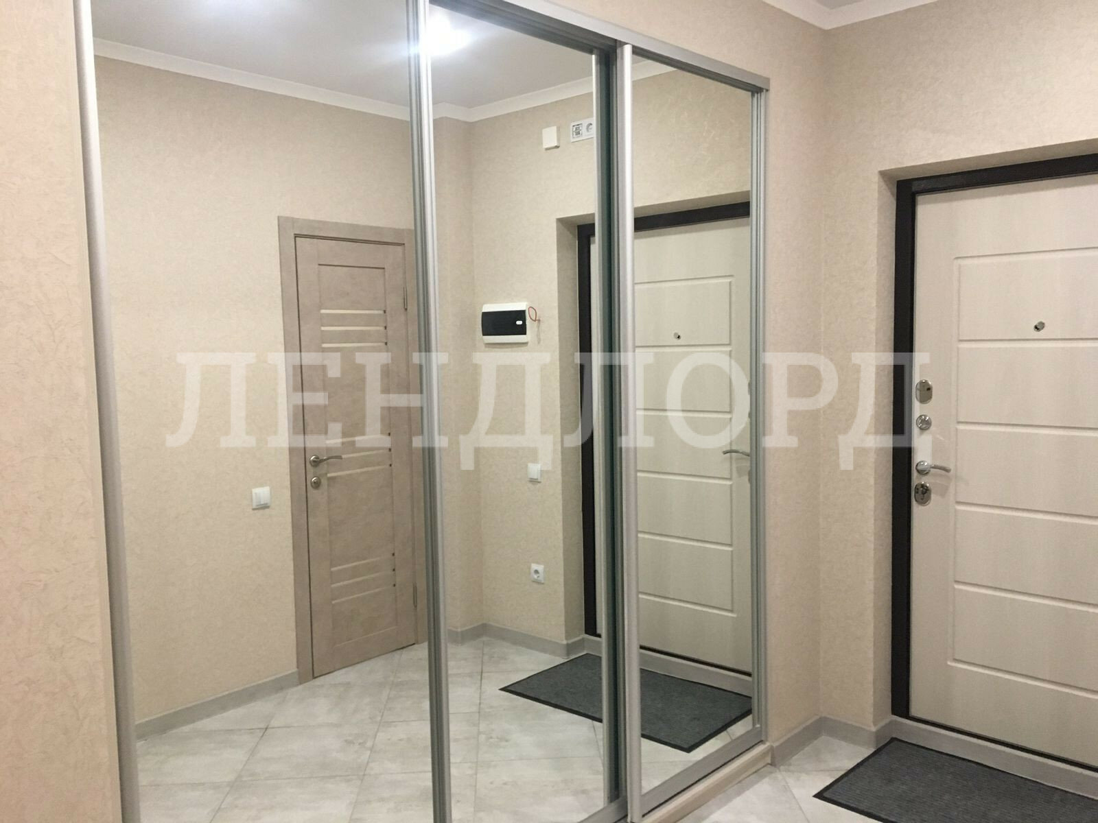 Квартира на продажу в Ростове-на-Дону, Стабильная улица, 3с1 фото №1