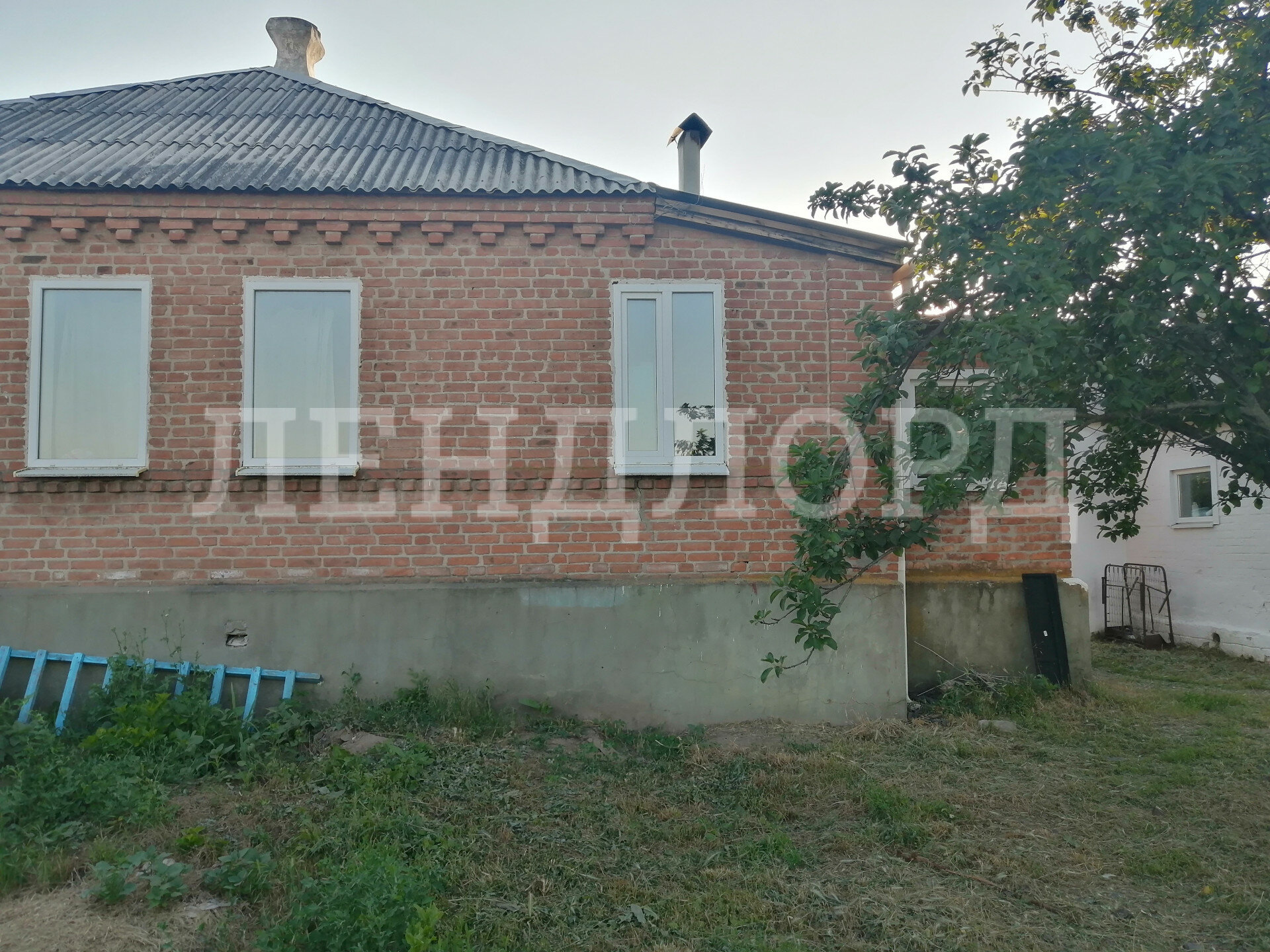 Дом с участком на продажу в слободе Красюковская, улица Чижова фото №8