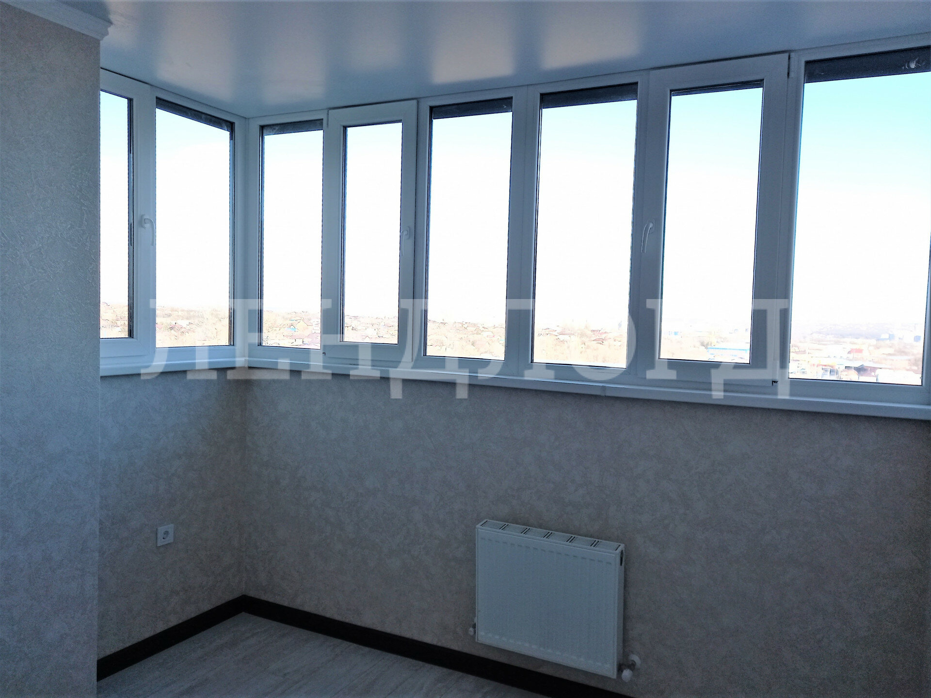 Квартира на продажу в Ростове-на-Дону, улица Оганова, 20к4 фото №3