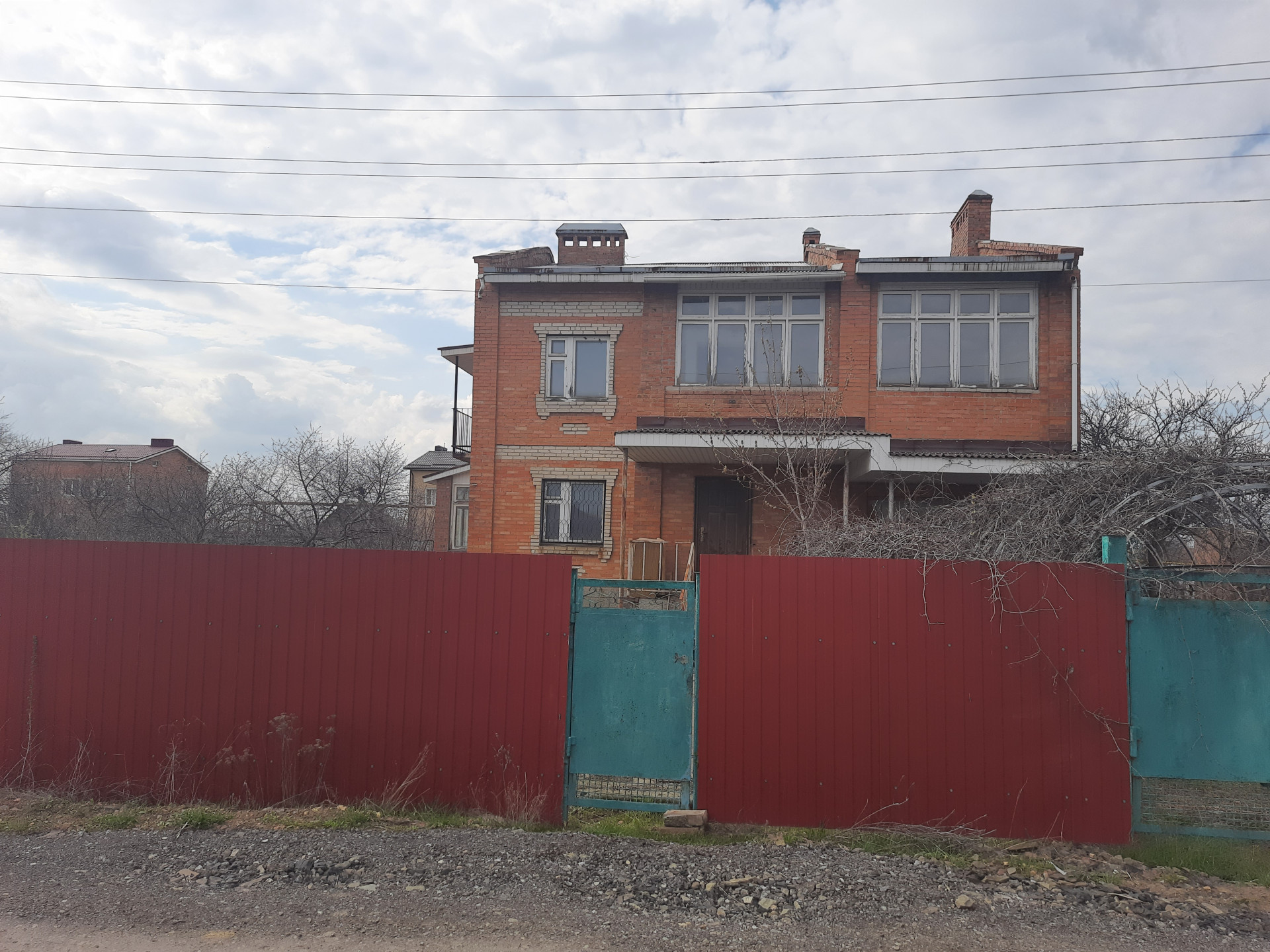 Дом с участком на продажу в хуторе Весёлый, улица Алроса