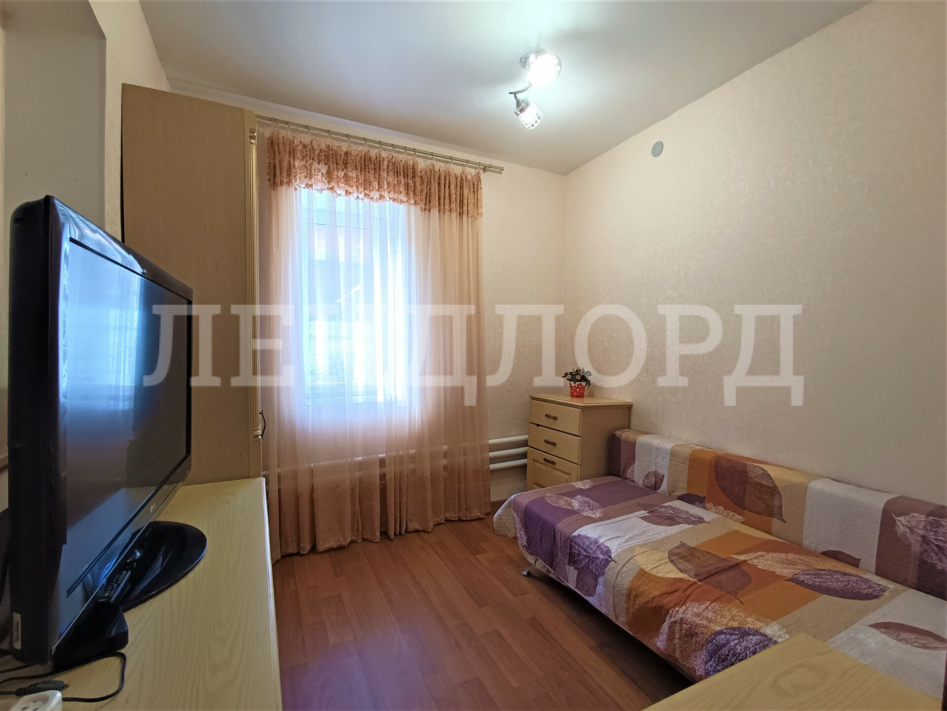 Дом с участком на продажу в хуторе Островского, улица Кирова фото №11