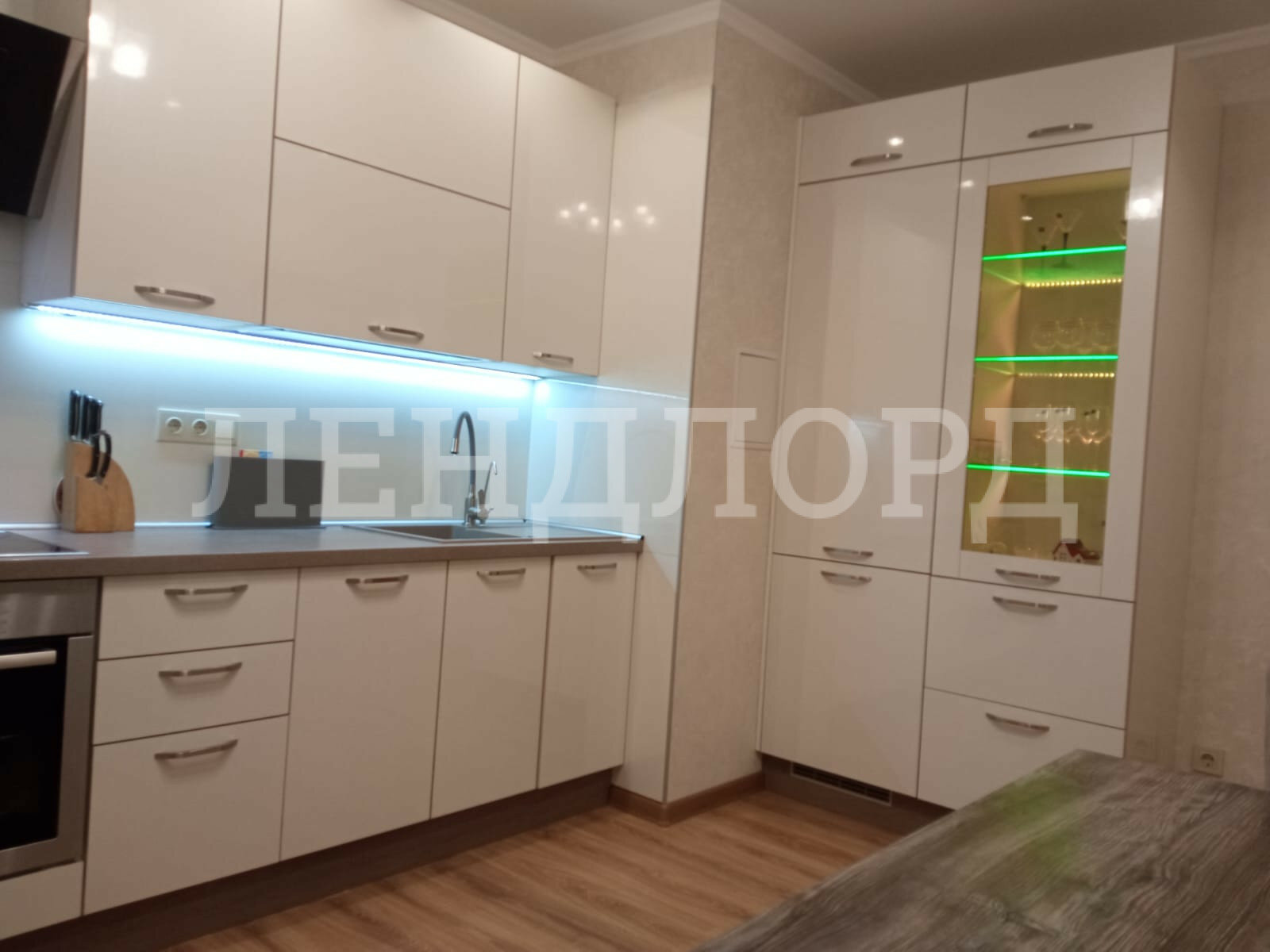 Квартира на продажу в Ростове-на-Дону, Гарнизонный переулок, 3 фото №1