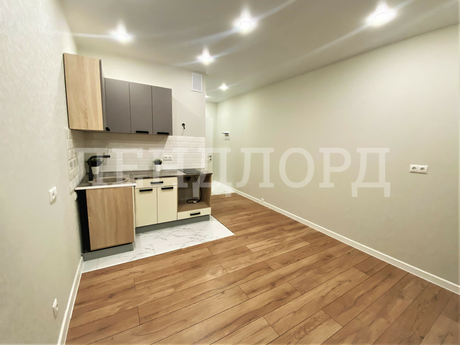 Квартира на продажу в Ростове-на-Дону, Горсоветская улица, 49/1 фото №1