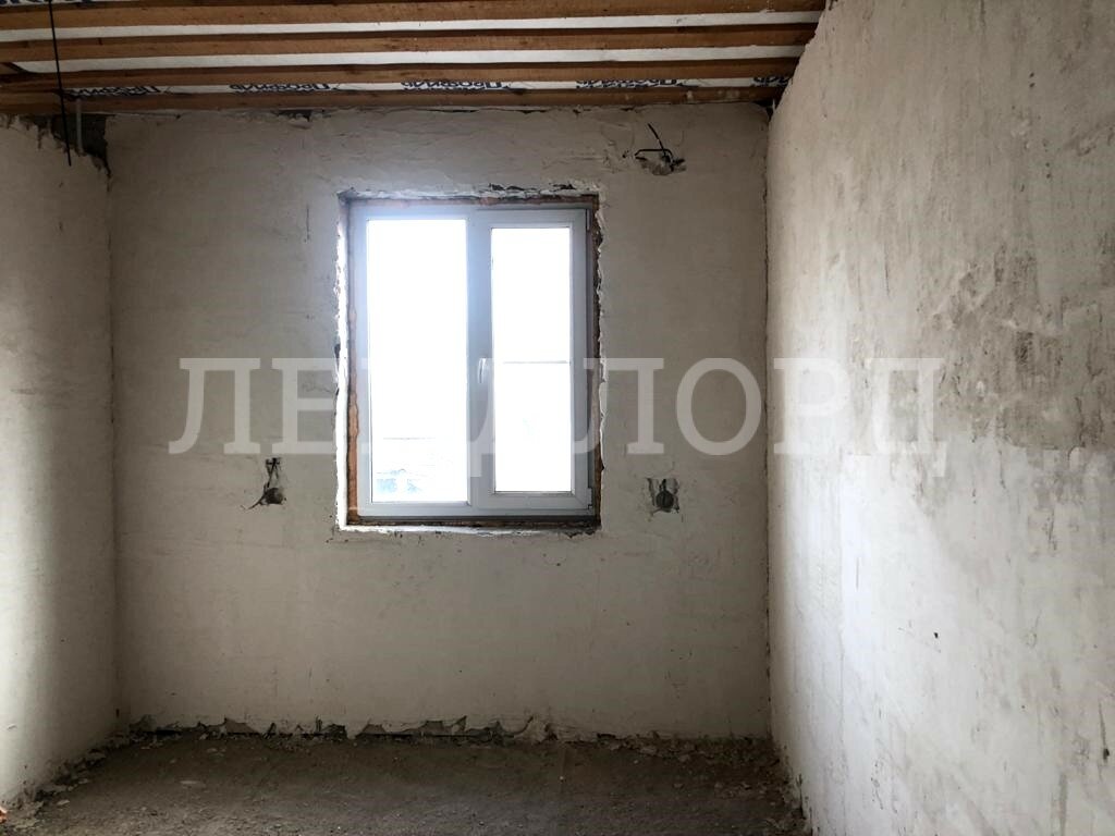 Дом с участком на продажу в Ростове-на-Дону, улица 1-я Линия фото №3