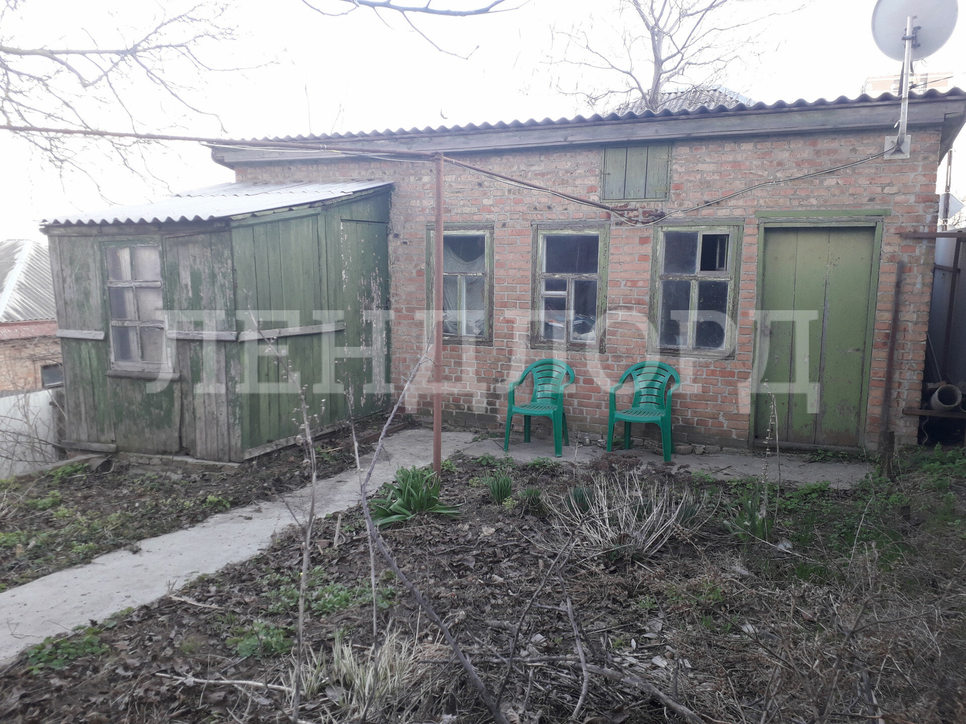Дом с участком на продажу в Ростове-на-Дону, улица 45-я Линия фото №2
