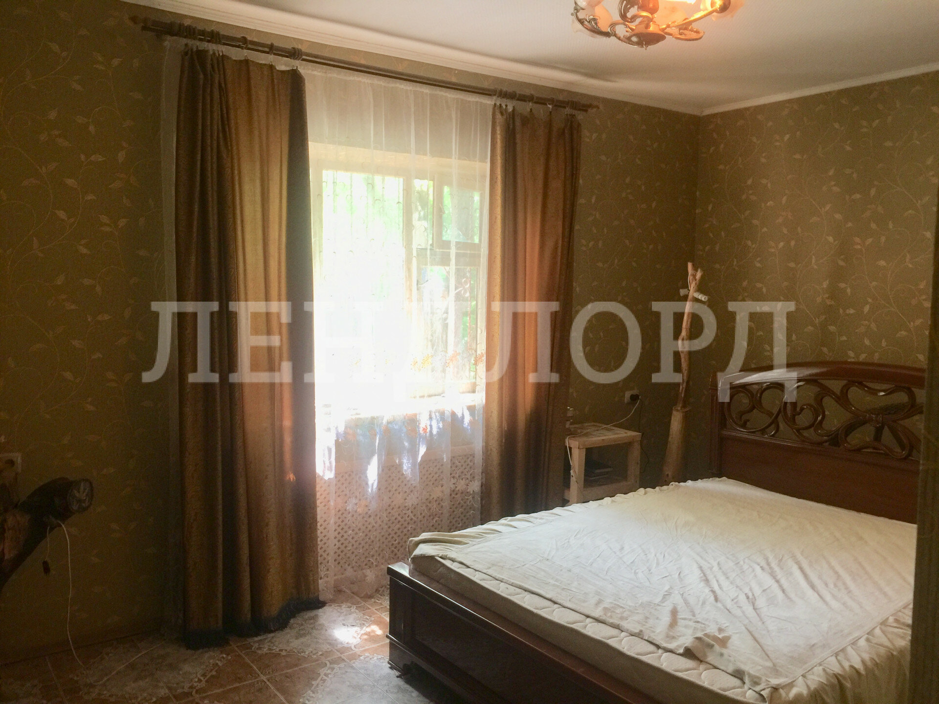 Дом с участком на продажу в Ростове-на-Дону, Фасадная фото №4