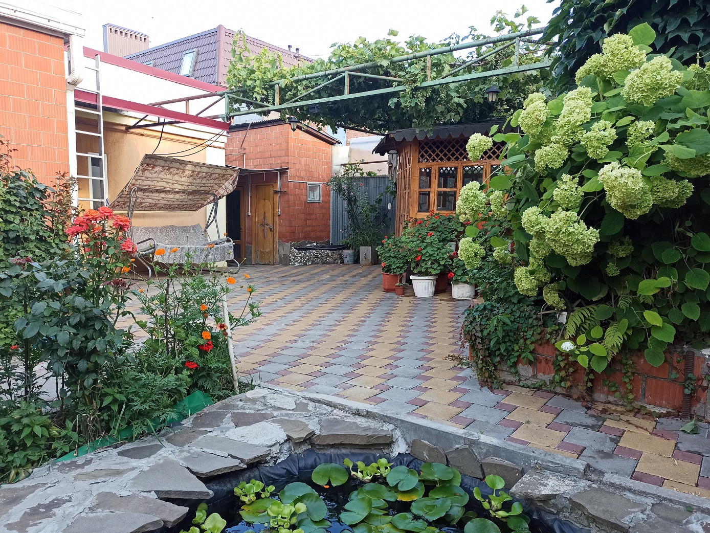 Дом с участком на продажу в Ростове-на-Дону, Ольгинская фото №0