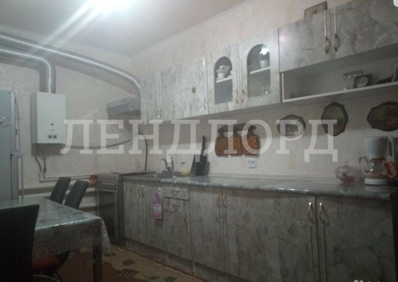 Дом с участком на продажу в Батайске, Саратовская улица фото №8